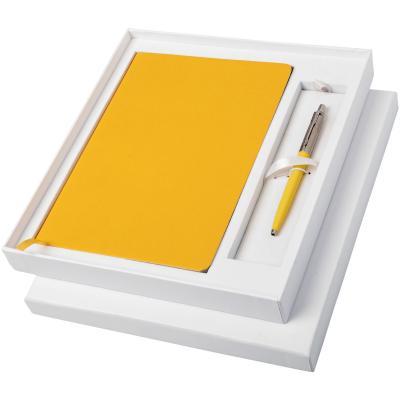 Image of Classic notebook and Parker pen gift set